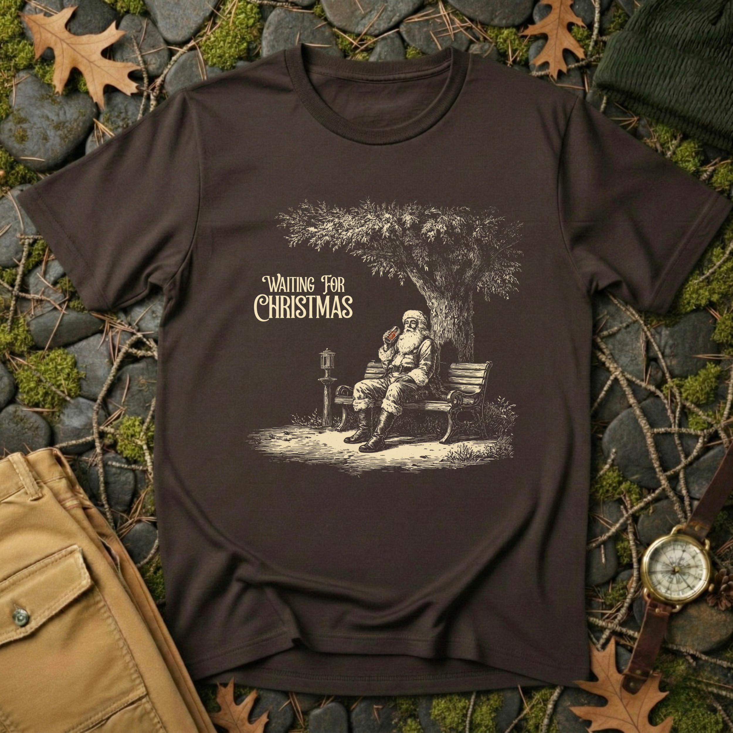 Waiting for Christmas – Vintage Santa T-Shirt